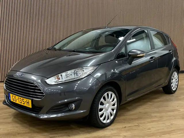 Ford Fiesta 1.0 Style|84000KM|Navigatie|Airco| 2015 Benzine
