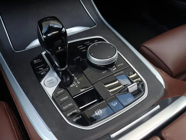 BMW X5 xDrive45e 2022 Hybride Benzine 21