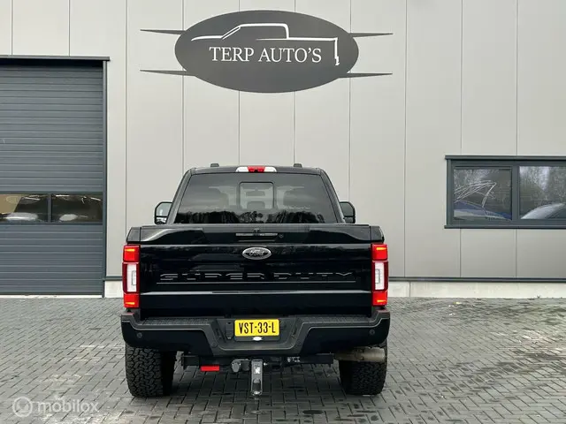 Ford F-250 USA 6.7 V8 Powerstroke 2022 Diesel 10