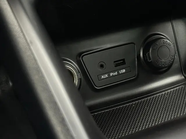 Hyundai ix35 2.0i Business Edition 2013 Benzine 27