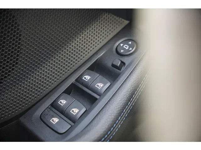 BMW 1 Serie 5-deurs 118i 2024 Benzine 31
