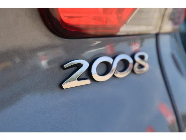 Peugeot 2008 1.2 VTi Blue Lease 2014 Benzine 17