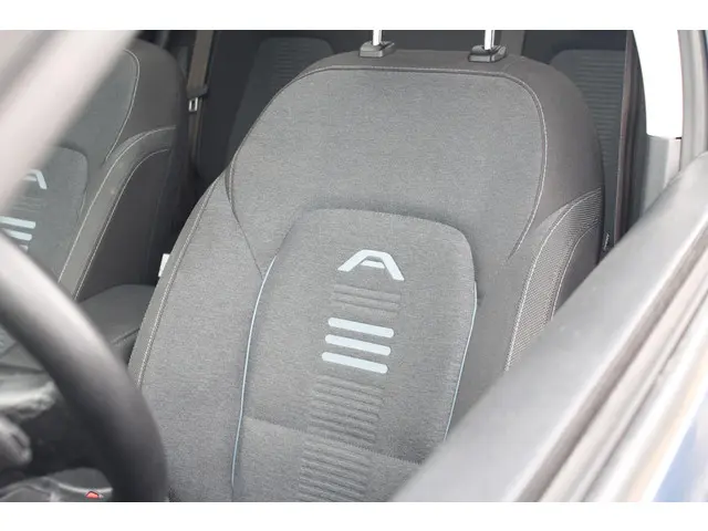 Ford Focus 1.0 EcoBoost Hybrid Active Style 2022 Benzine 23