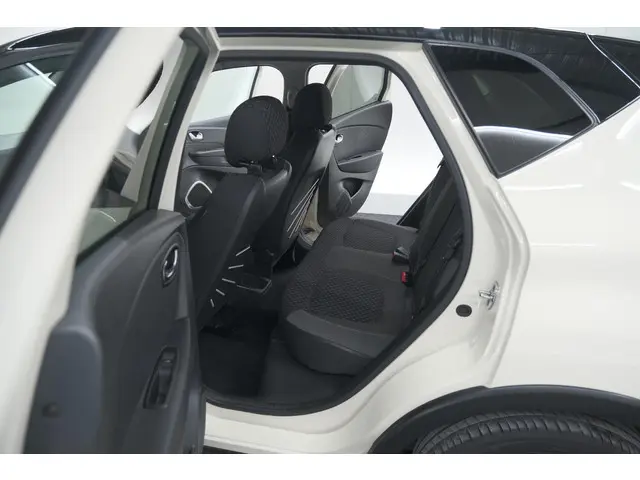 Renault Captur TCe 90 Intens 2017 Benzine 28