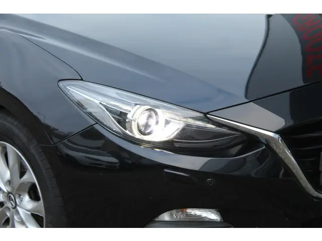 Mazda 3 2.0 GT-M//Bose//Automaat//Navi!! 2014 Benzine 22