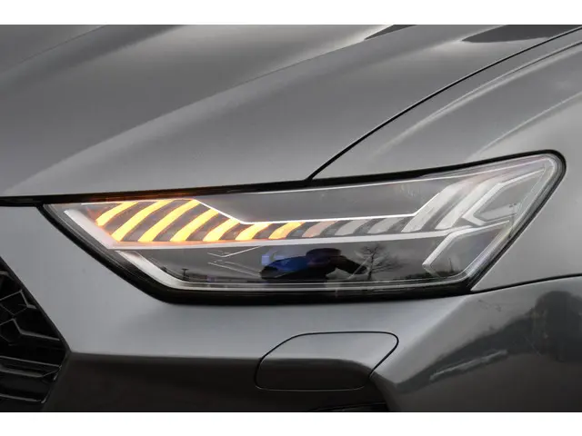 Audi RS6 Avant 4.0 TFSI quattro 2022 Benzine 67