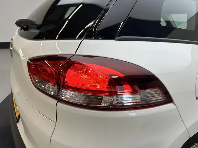 Renault Clio Estate 0.9 TCe Zen 2020 Benzine 12