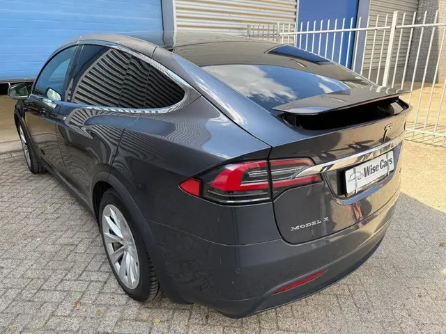 Tesla Model X 90D - MCU2 Upgrade 2017 Elektrisch 6