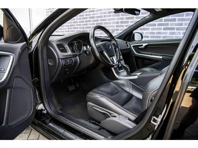 Volvo V60 1.5 T3 Polar+ 2018 Benzine 17