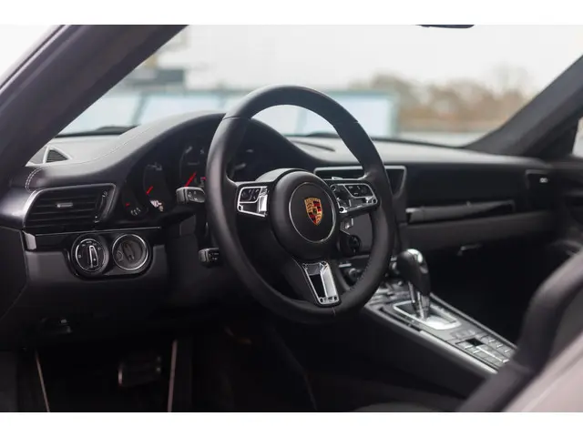Porsche 911 991 3.0 Carrera T 2018 Benzine 10