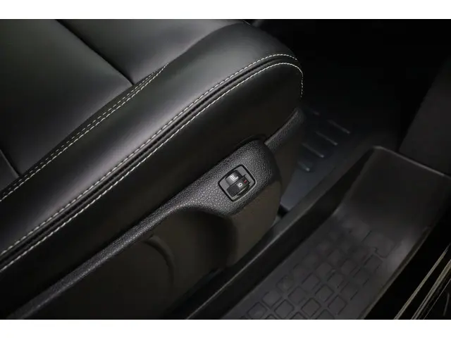 Peugeot Expert 2.0 BlueHDI Standard Sport 2021 Diesel 16