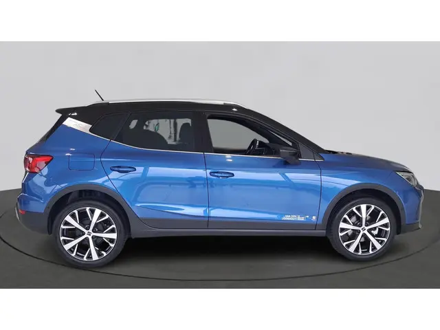 SEAT Arona 1.0 TSI Xperience 2023 Benzine 4