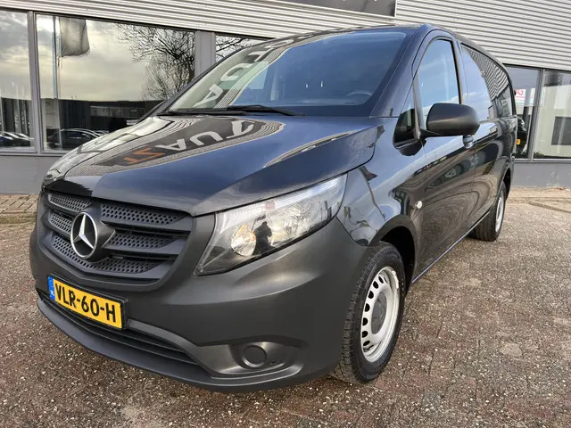 Mercedes-Benz Vito 110 CDI Lang 2021 Diesel 20