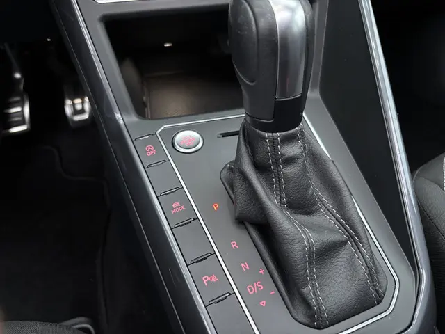 Volkswagen Polo 1.0 TSI Highline 3xRLine 2020 Benzine 19