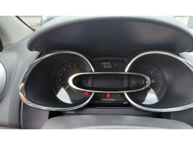 Renault Clio Estate 0.9 TCe Expression 2013 Benzine 13