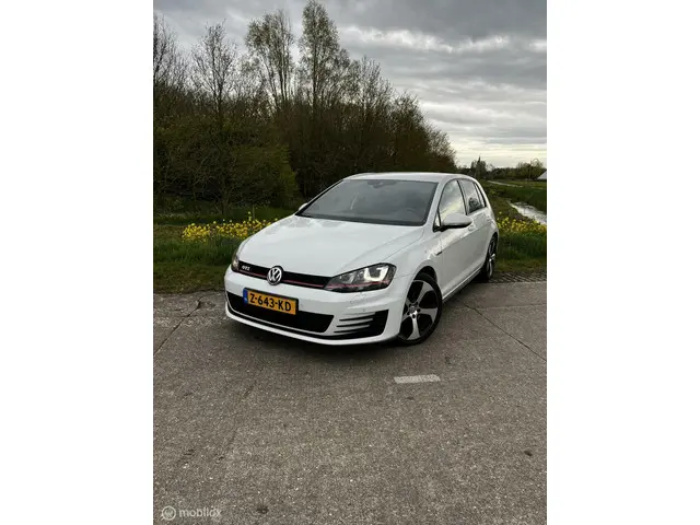 Volkswagen Golf GTI 2.0 TSI |GERESERVEERD 2016 Benzine 29