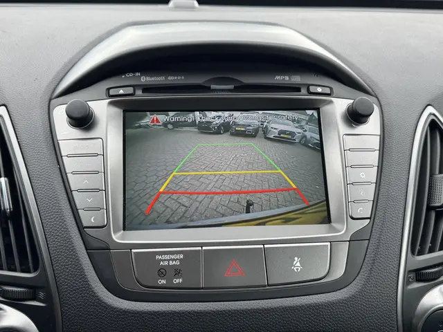 Hyundai ix35 1.6i GDI Go! 2015 Benzine 31