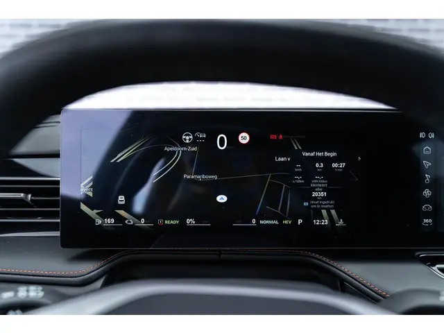 MG HS Plug-in Hybrid 1.5 Luxury 2024 Hybride Benzine 18