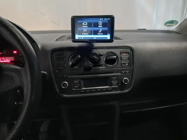 SEAT Mii 1.0 Style Chic SCHADEAUTO!!! 2012 Benzine 19