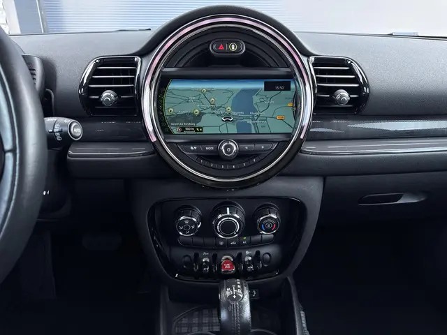 MINI Clubman Mini 1.5 Cooper Business 2016 Benzine 18