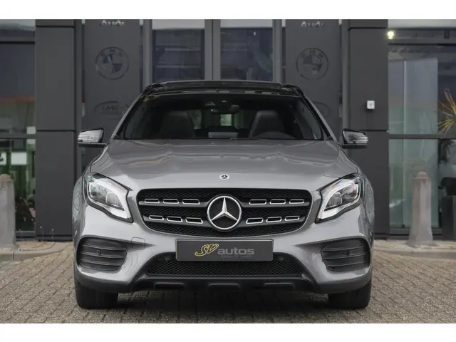 Mercedes-Benz GLA GLA180 AMG 122pk 2019 Benzine 18