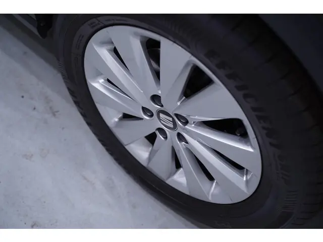 SEAT Arona 1.0 TSI Style Ambition 2021 Benzine 19