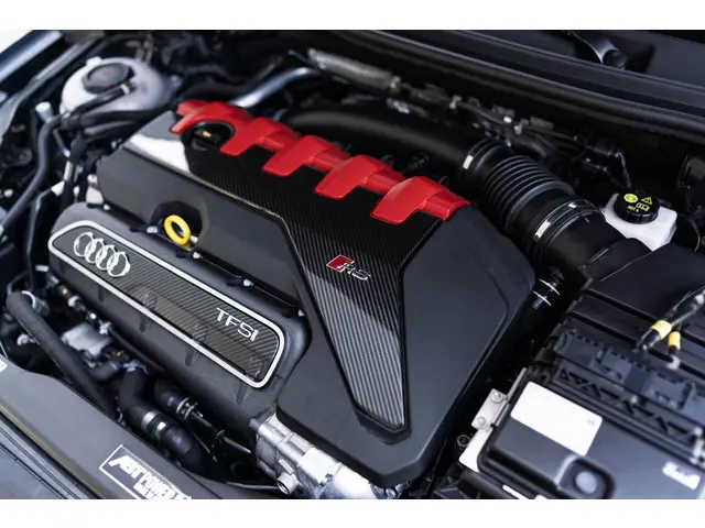 Audi RS3 2.5 TFSI RS 3 quattro 2023 Benzine 89