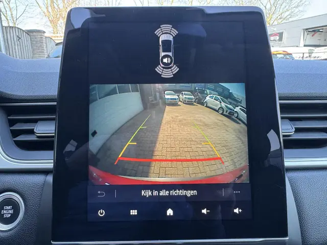 Renault Captur 1.3 TCe 140 Intens 2023 Benzine 25