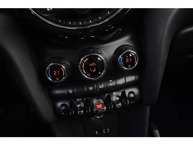 MINI Cooper Mini 1.5 Chili Business 2015 Benzine 14