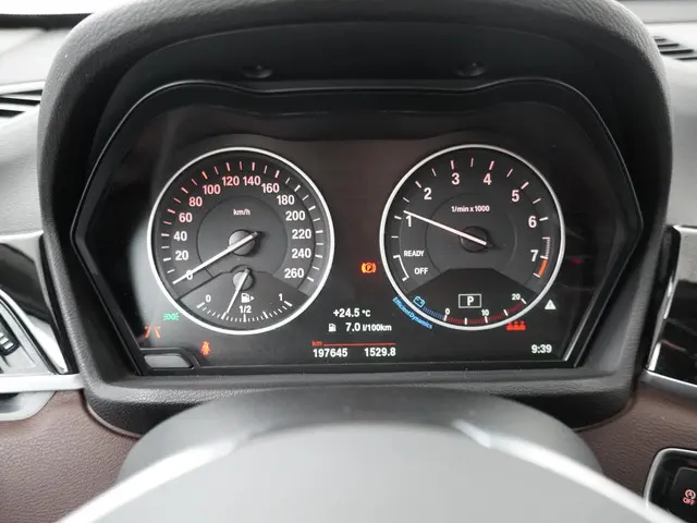 BMW X1 sDrive20i 192pk High Executive 2016 Benzine 14