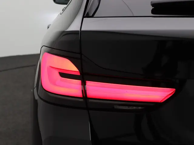 BMW 5 Serie Touring 540i xDrive 2022 Benzine 8