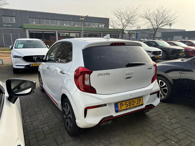 Kia Picanto 1.0 DPi GT-Line 2022 Benzine 6