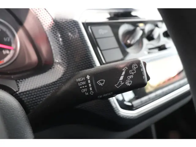 Volkswagen up! 1.0 2021 Benzine 16