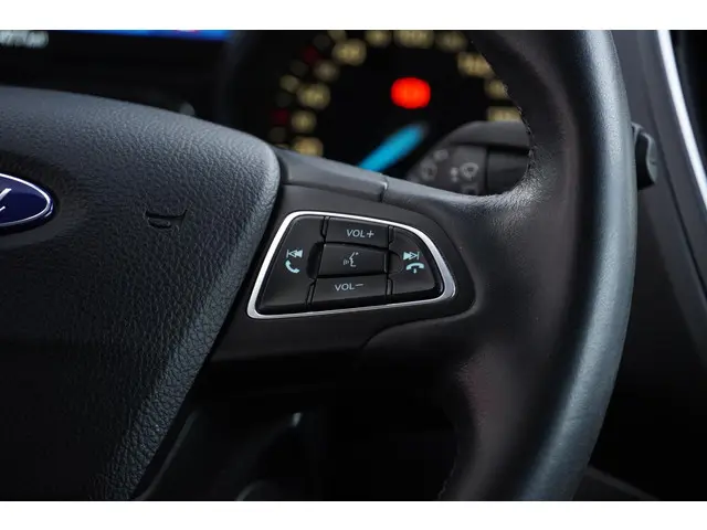 Ford C-MAX 1.0 Titanium 2015 Benzine 16