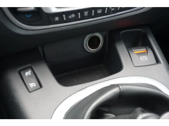 Renault Scénic 1.4 TCe Bose 2013 Benzine 14