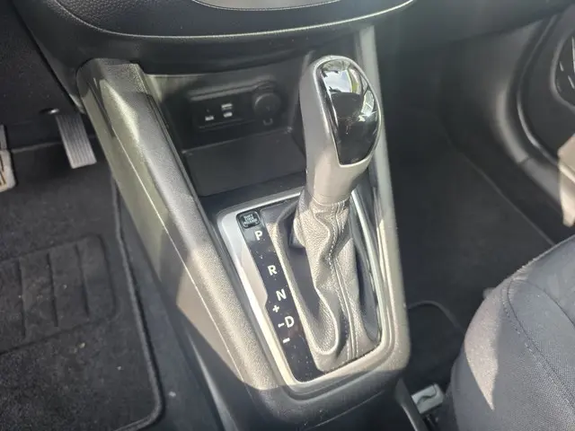 Hyundai ix20 1.6i Go!Automaat,nette auto 2018 Benzine 21