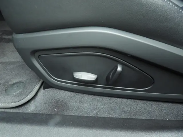 Porsche Taycan Cross Turismo 4 93 kWh 2022 Elektrisch 20