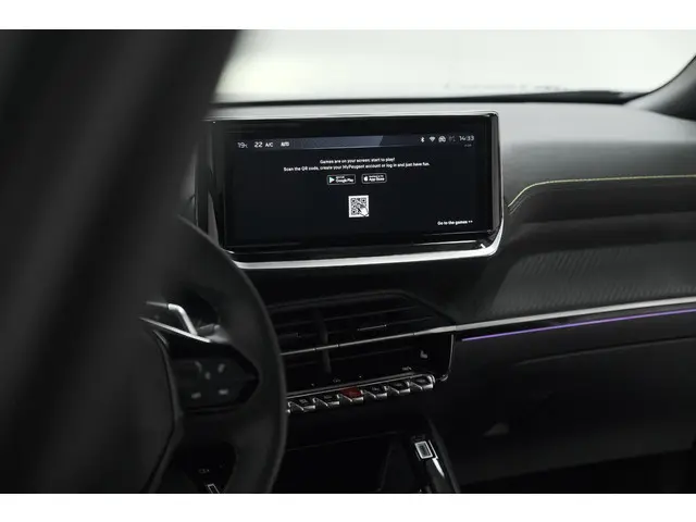 Peugeot 2008 PureTech 130 EAT8 GT 2024 Benzine 61