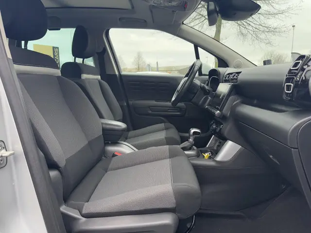 Citroën C3 Aircross 1.2 PureTech S&S Shine 2018 Benzine 9