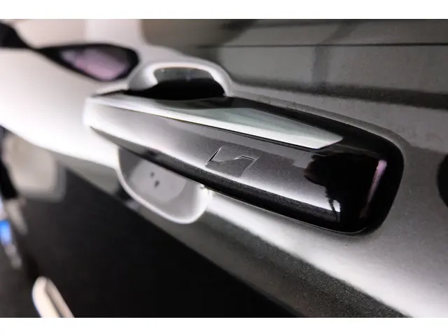 Lynk & Co 01 1.5 2022 Hybride Benzine 24