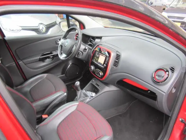 Renault Captur 0.9 TCe Helly Hansen 2015 Benzine 19