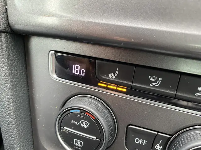 Volkswagen Golf 1.2 TSI Trendline 2013 Benzine 12