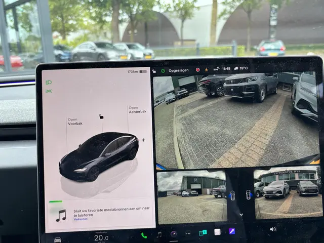 Tesla Model 3 RWD 60 kWh 2024 Elektrisch 18