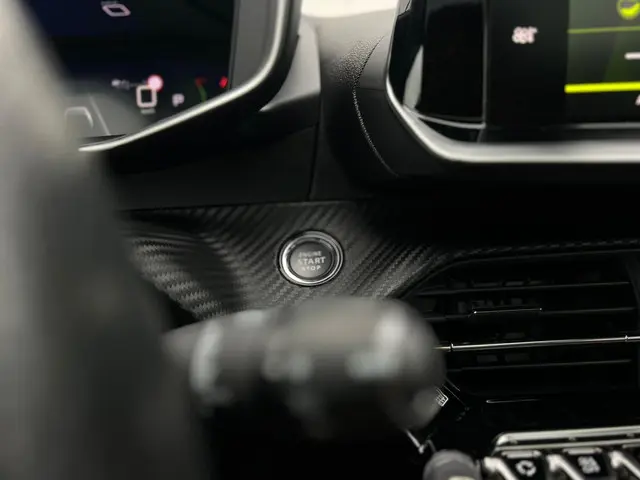 Peugeot 208 1.2 PureTech GT-Line 2020 Benzine 9