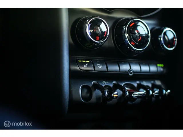 MINI Cooper Mini 1.5 Pepper 2019 Benzine 12