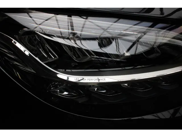 Mercedes-Benz C-Klasse 180 2019 Benzine 10