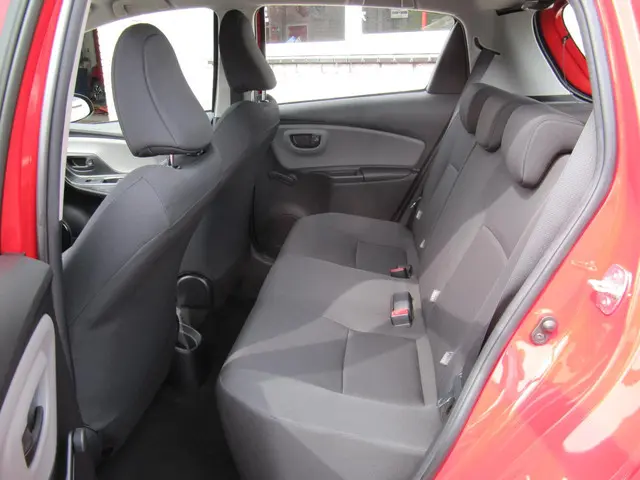 Toyota Yaris 1.0 VVT-i Trend 2016 Benzine 14