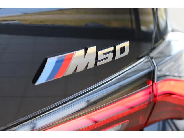 BMW i4 M50 2023 Elektrisch 36