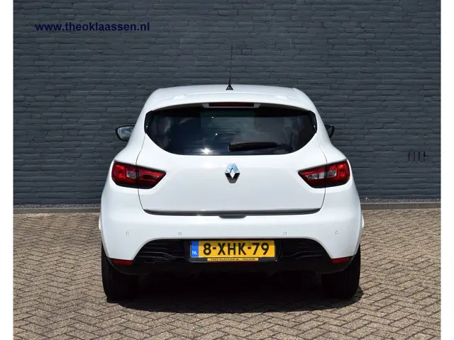 Renault Clio 0.9 TCe ECO Night&Day 2014 Benzine 12