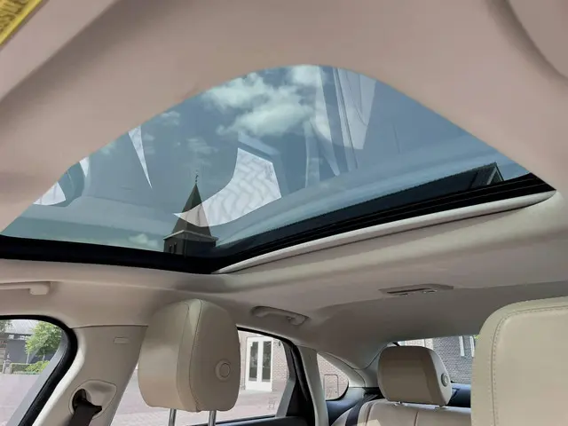 Jaguar XF 3.0 Portfolio AWD 2016 Benzine 39